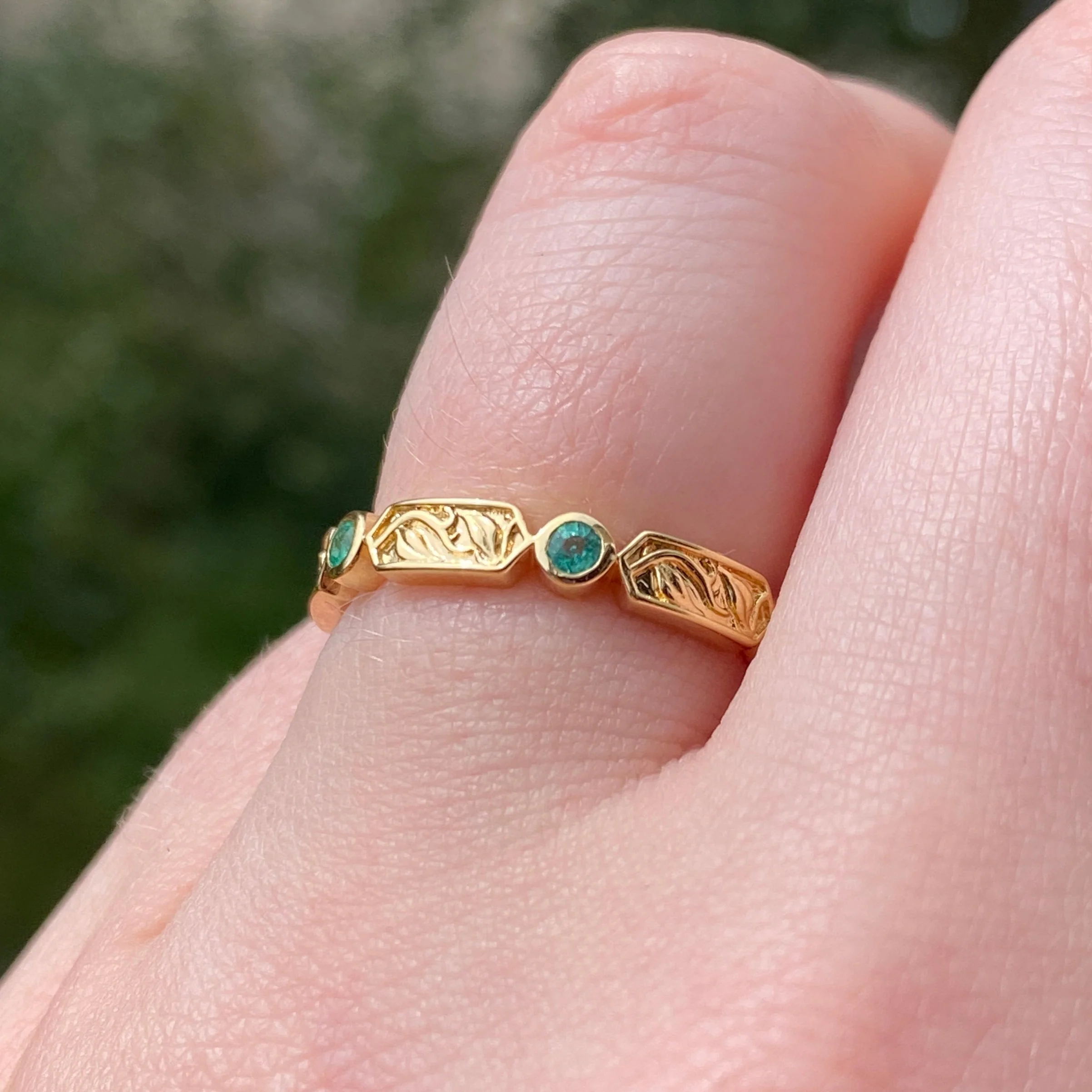 Fern - Floral Emerald, Ruby or Blue Sapphire Set Vine/Leaf Patterned Wedding Ring - Made-to-Order - Image 8