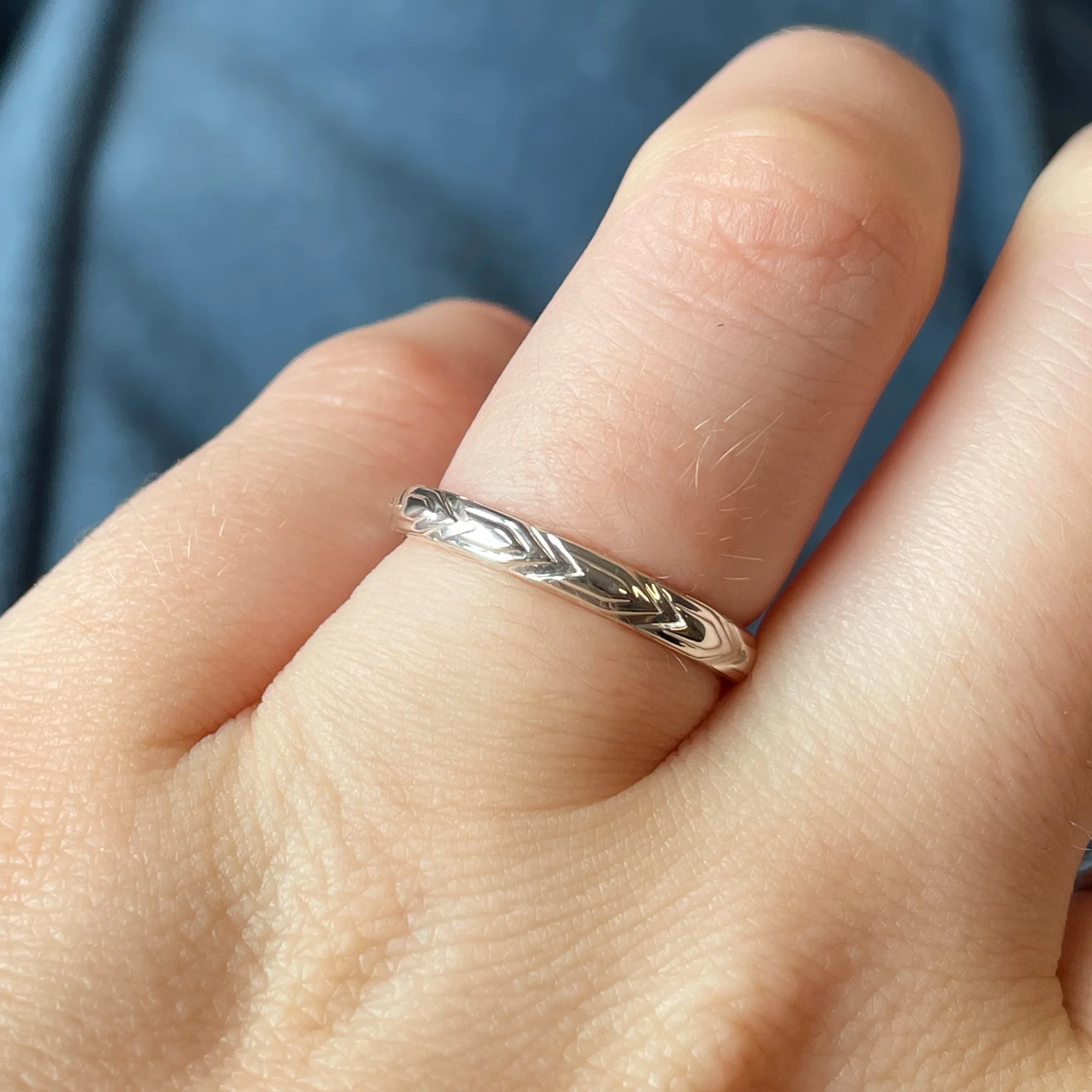 Harley - Slim Art Deco Style Patterned Wedding Ring - Made-to-Order - Image 3