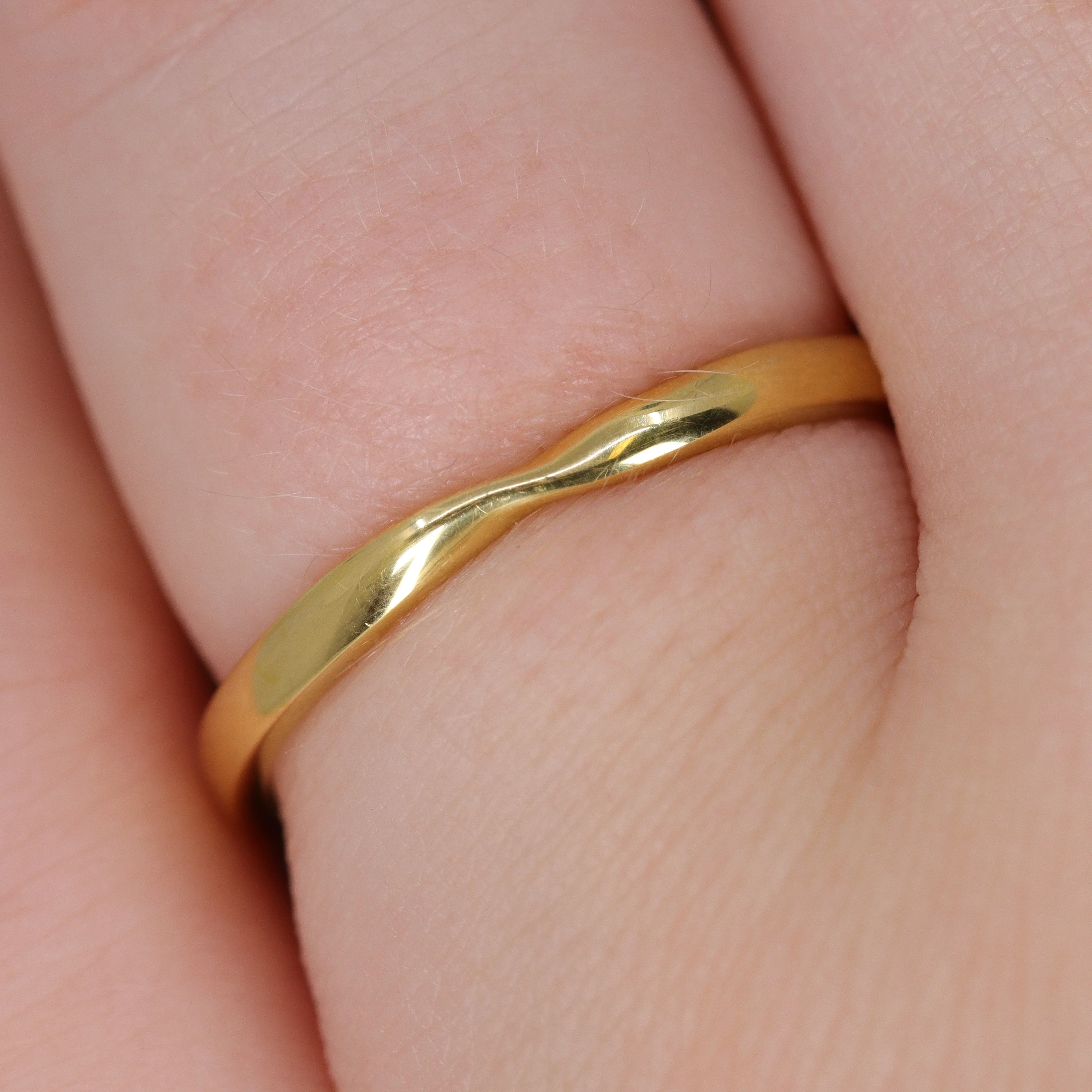 Dee - Ribbon Twist Polished Wedding Ring - Made-to-Order - Image 7