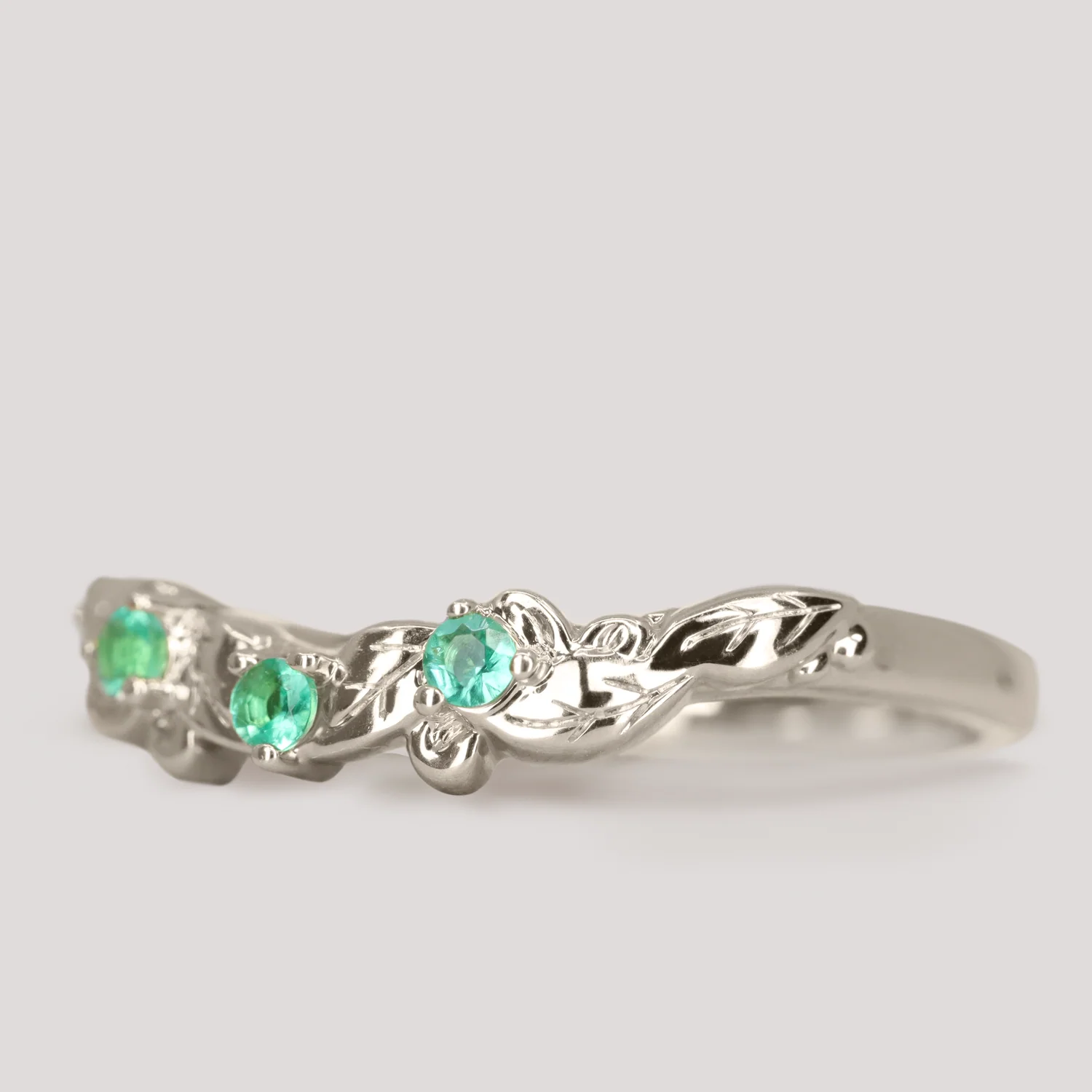 Willow - Floral Detail Shaped Emerald or Diamond Set Wedding Ring - Made-To-Order - Image 10