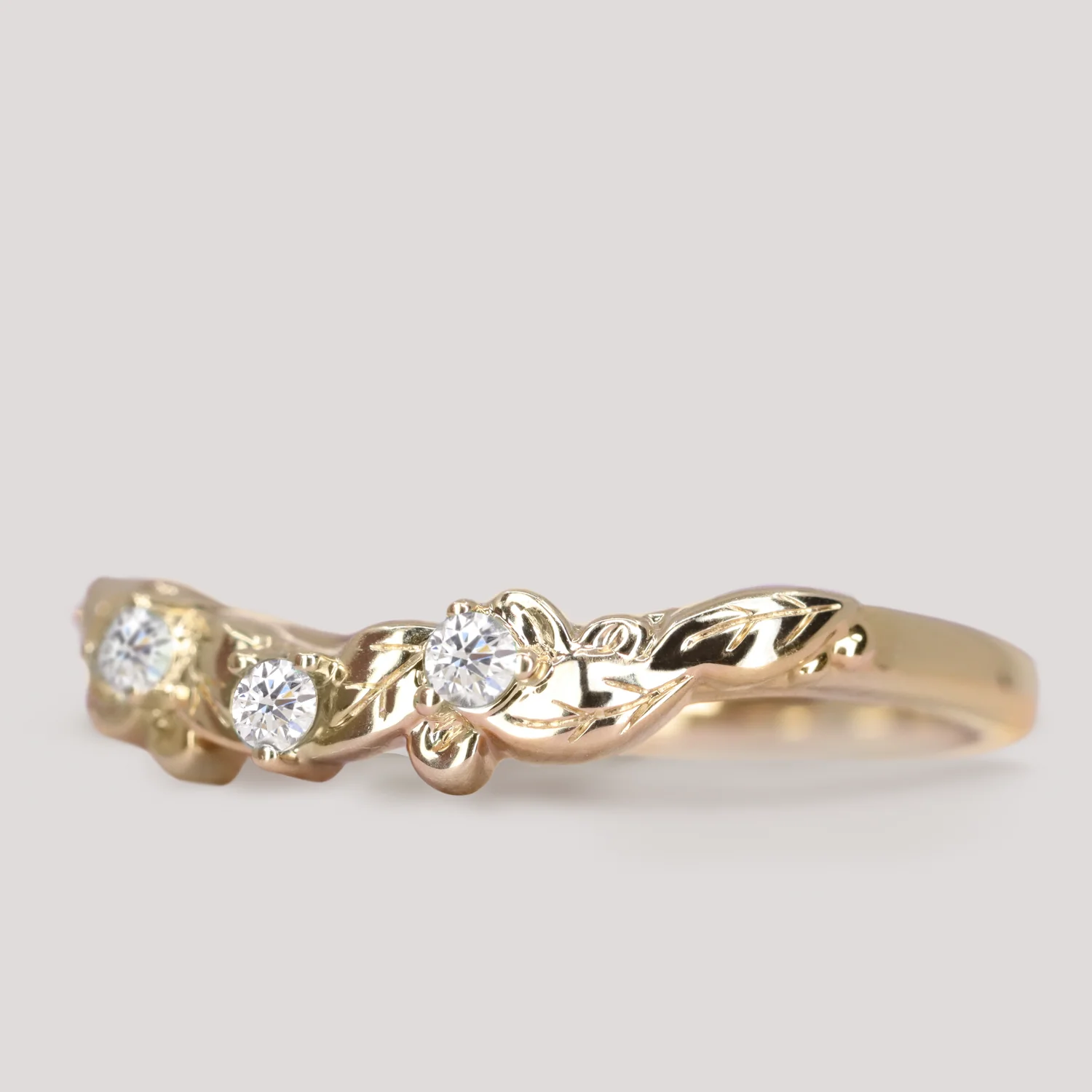 Willow - Floral Detail Shaped Emerald or Diamond Set Wedding Ring - Made-To-Order - Image 3